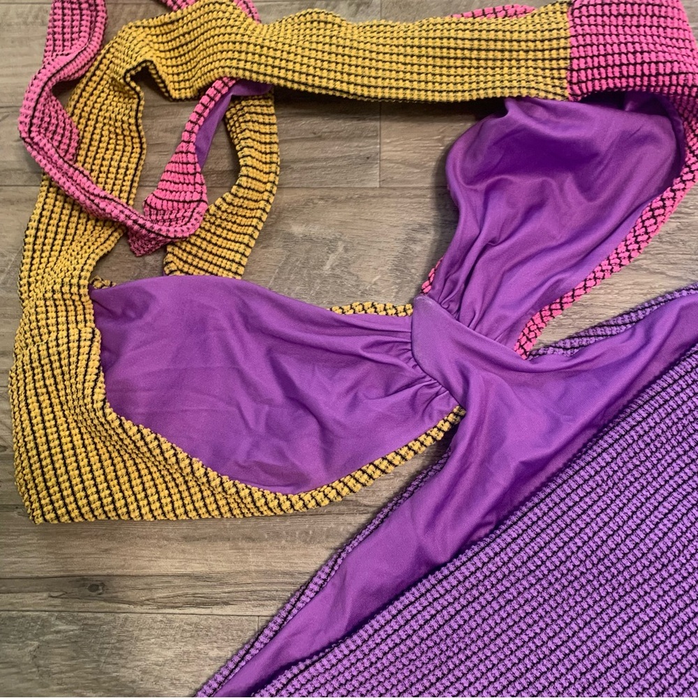 Agua Bendita Malibu Vini One Piece Color Block Swimsuit - Picture 10 of 14